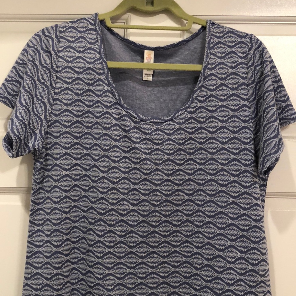 LuLaRoe Medium Classic T Jacquard Blue -like new!